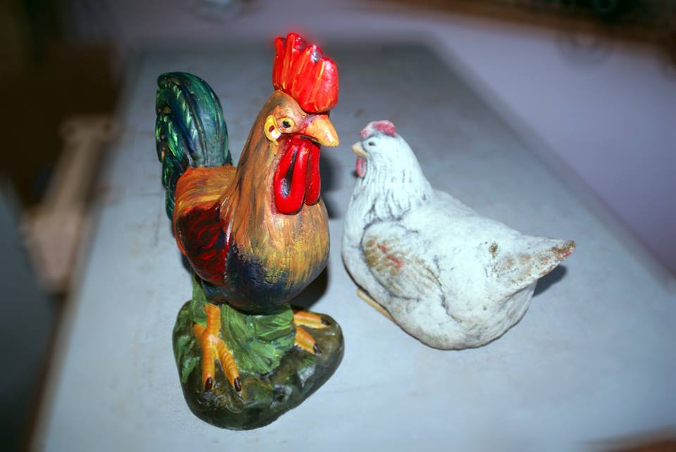 RoosterChicken2.jpg